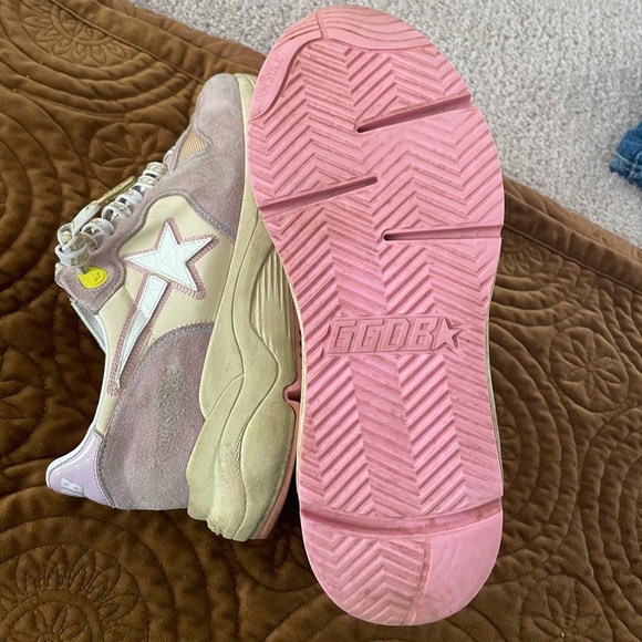 Golden Goose Running Shoe - Picture 5 of 7